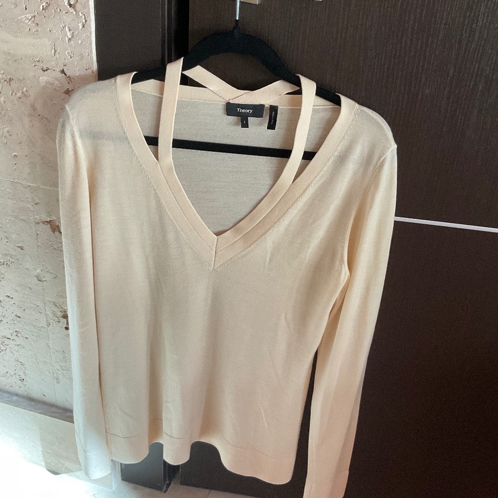 Theory Large Cream MerinoWool Sweater